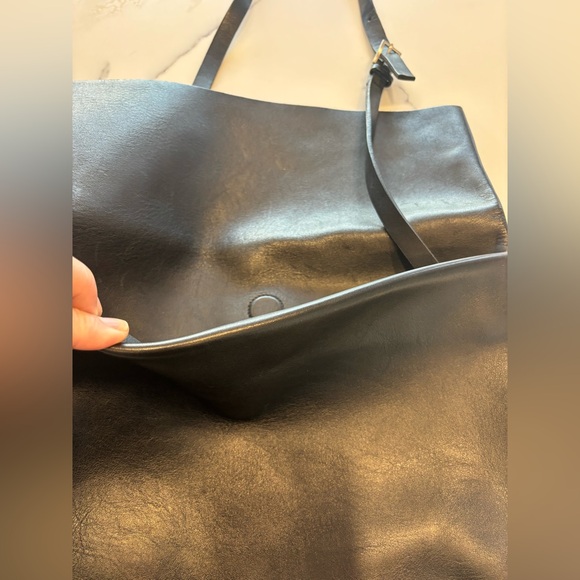 COS Crossbody - Picture 3 of 3